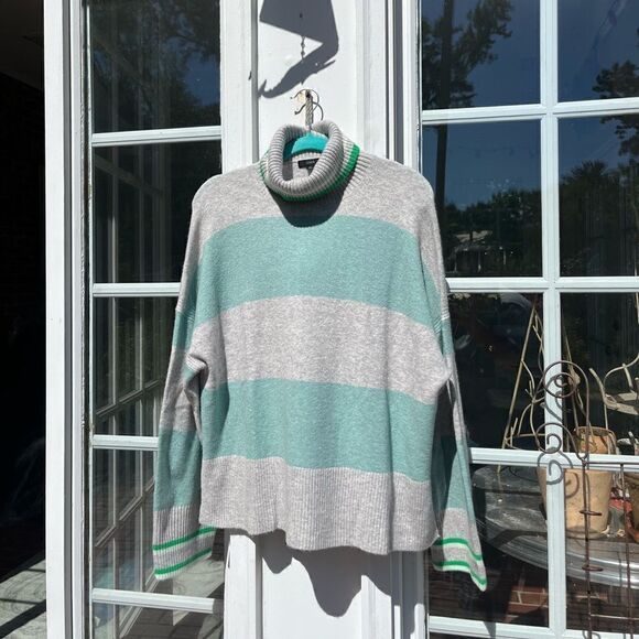 J Crew Striped Supersoft Yarn Turtleneck Sweater NWT - Picture 5 of 9